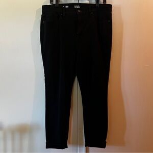 a.n.a High-Rise Skinny Black Jeans